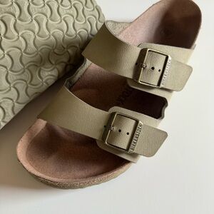 Birkenstock Arizona Vegan - Size 45